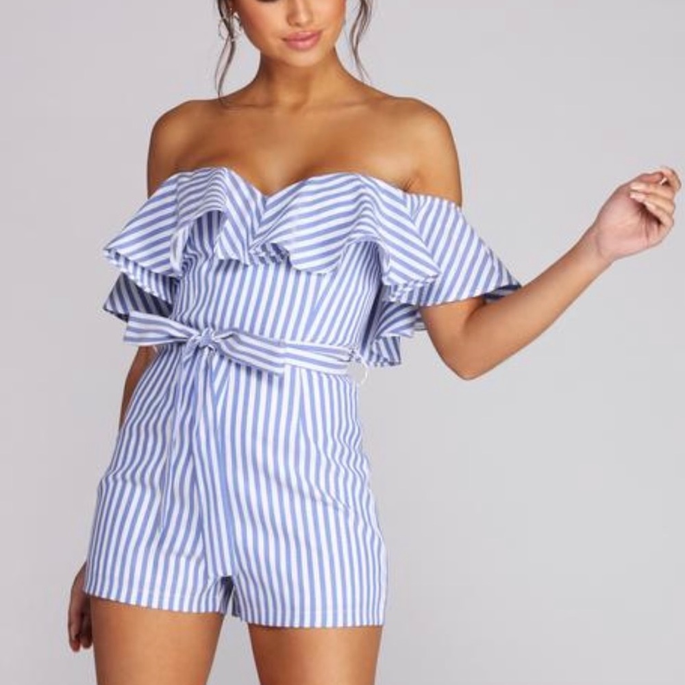 🛑SOLD🛑*NWT* Ruffled & Striped Romper